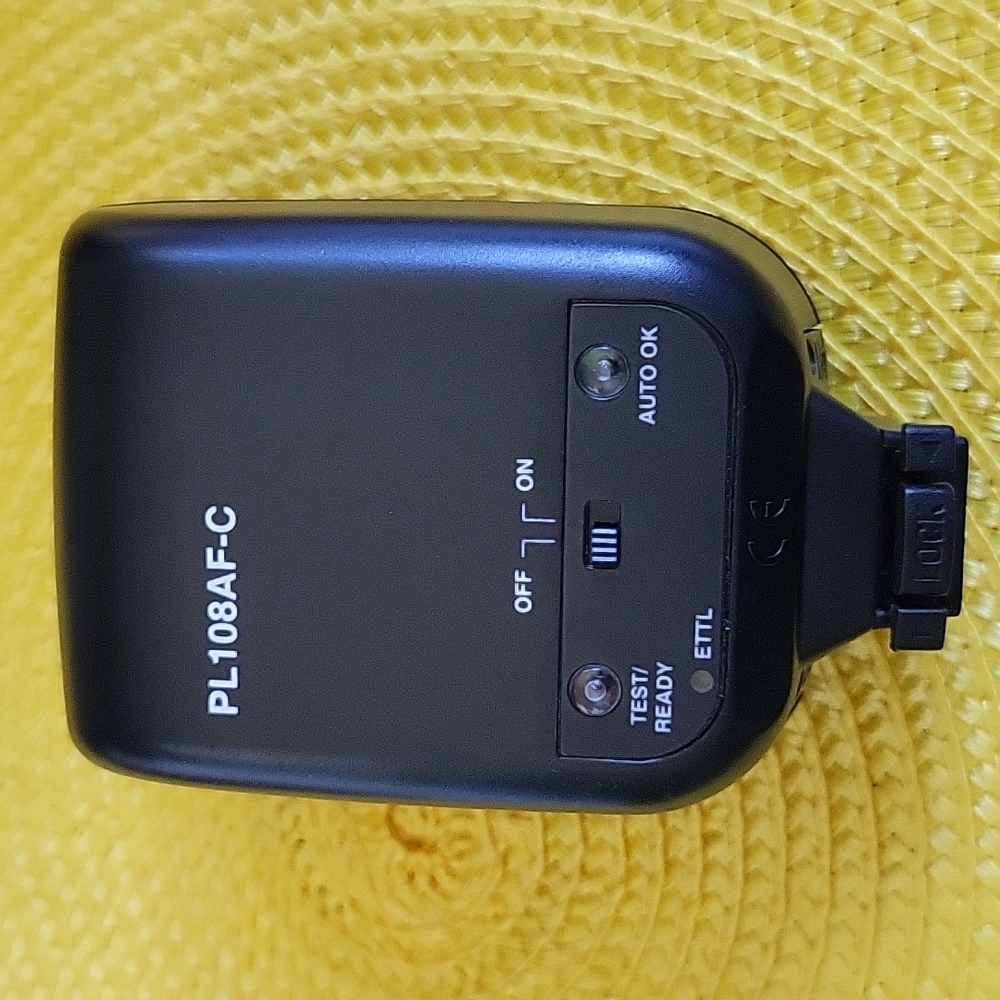 Polaroid flash Studio Series Auto Focus PL108AF-C - Picture 2 of 2